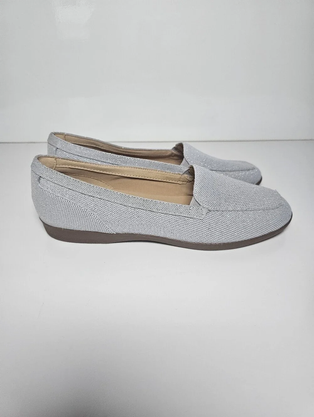 Easy Spirit Silver Gray Knit Comfort Loafers Women's Size 10 NWOB
